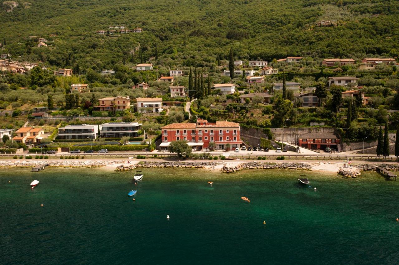 Hotel Menapace Torri Del Benaco Exterior photo